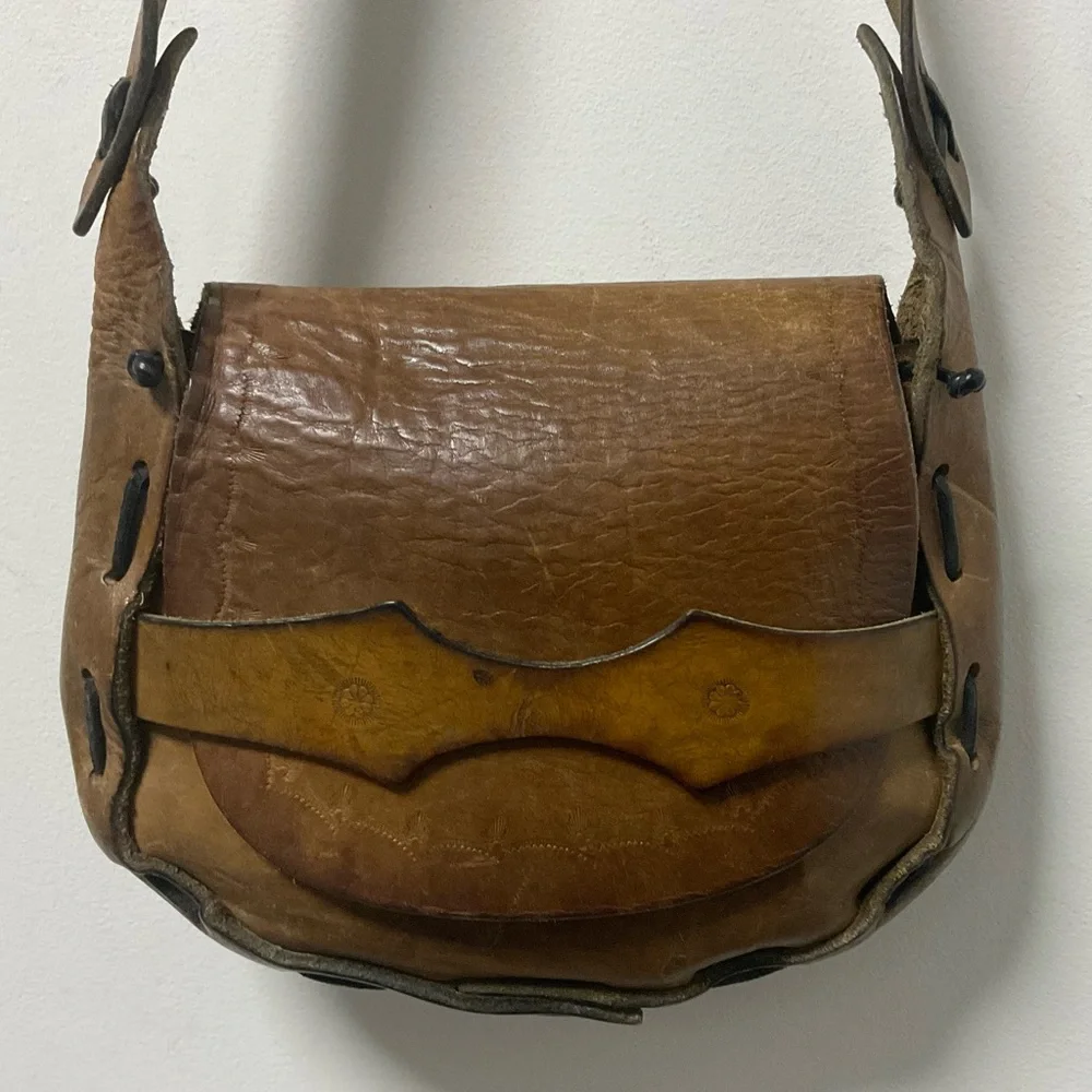 Gorgeously Real Earthy Handmade Thick Leather Weave Strap With Stamp Decor Bag! - Picture 7 of 16